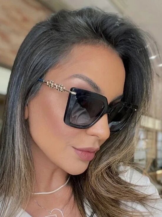 NEW Salvatore Ferragamo Sunglasses Black Smoke Gradient SF1041S 001 New in Box main image 12